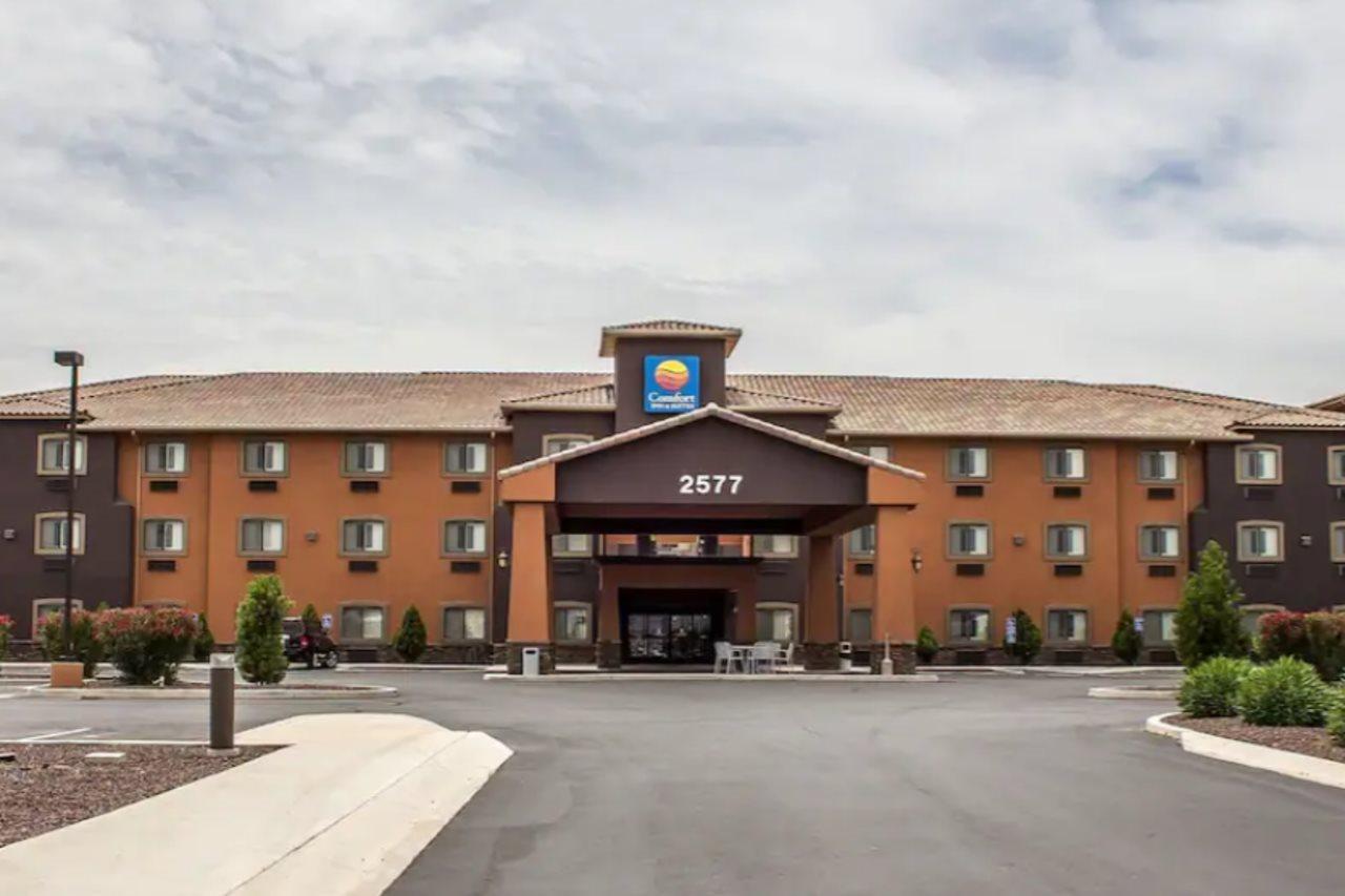 Comfort Inn And Suites Thatcher מראה חיצוני תמונה